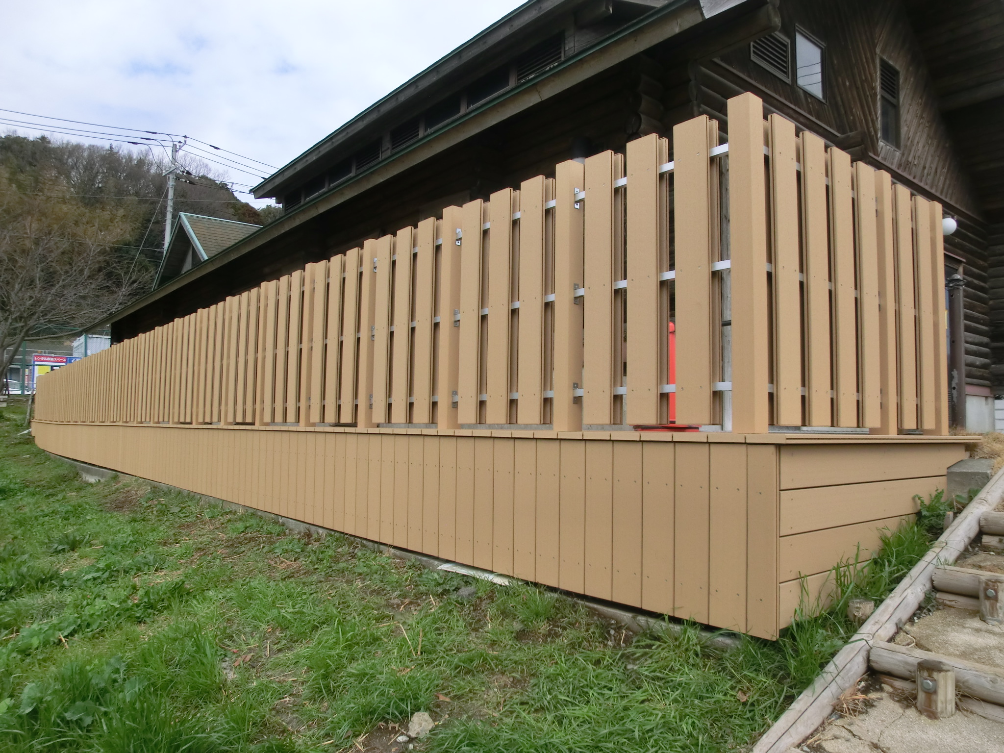 目隠しフェンス